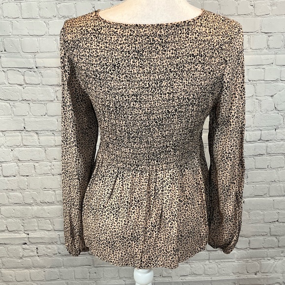 URBAN ROMANTICS Blouse Cheetah Print Fit & Flare-Small - Picture 3 of 3